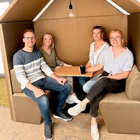 Hi, suchst du nach einem neuen Job?